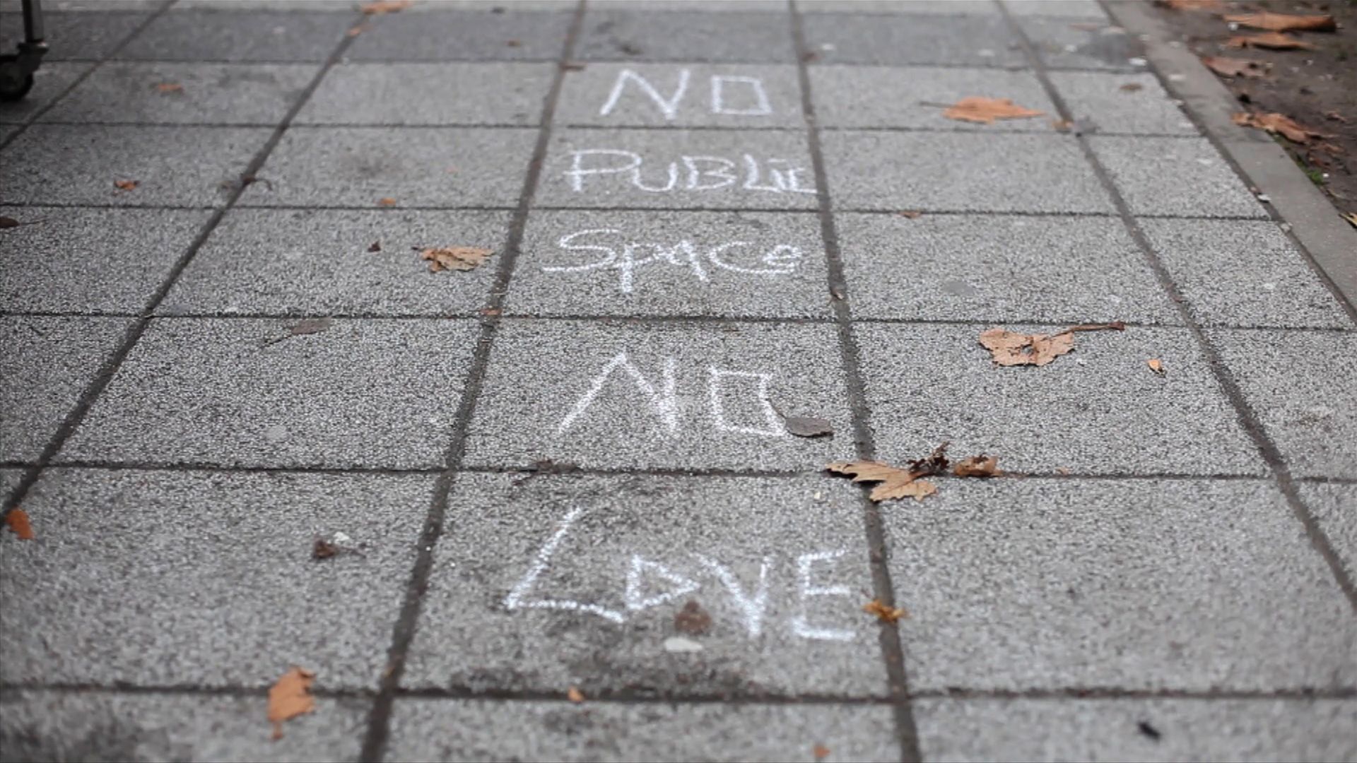 Chalk on a pavement: no public space, no love, from Twende Berlin